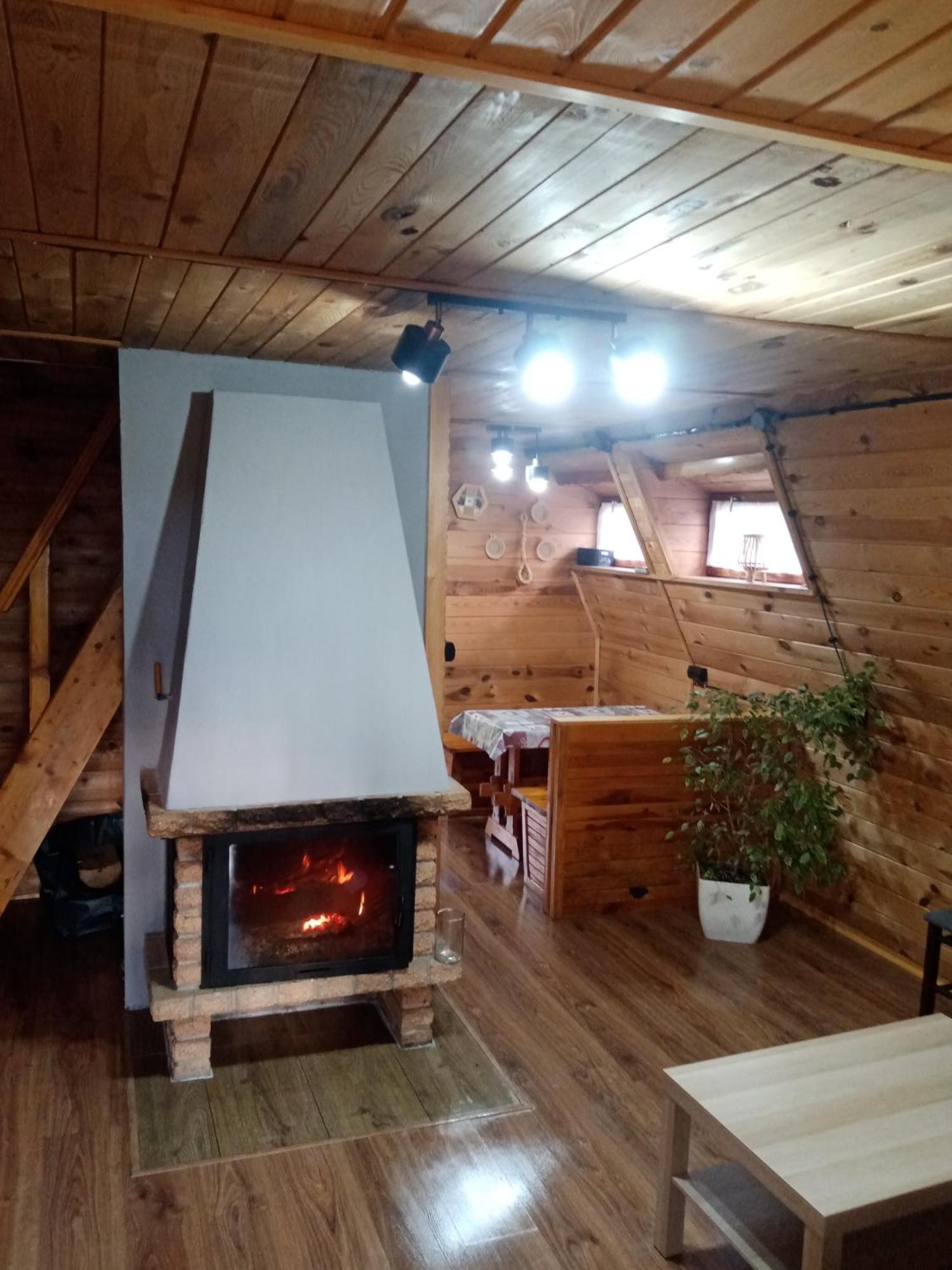 Chatka Pod Lasem Jarnołtówek Esterno foto