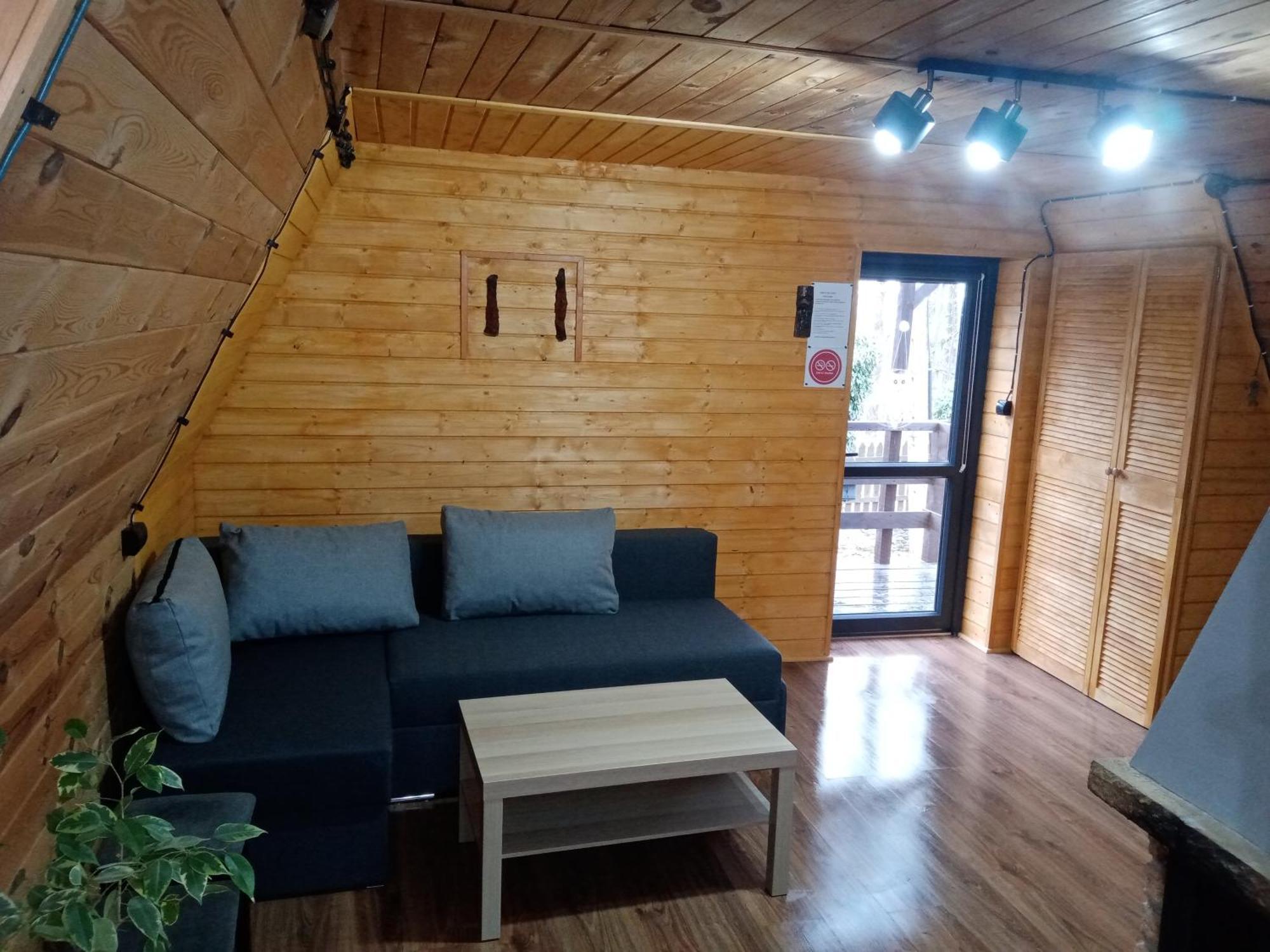 Chatka Pod Lasem Jarnołtówek Esterno foto